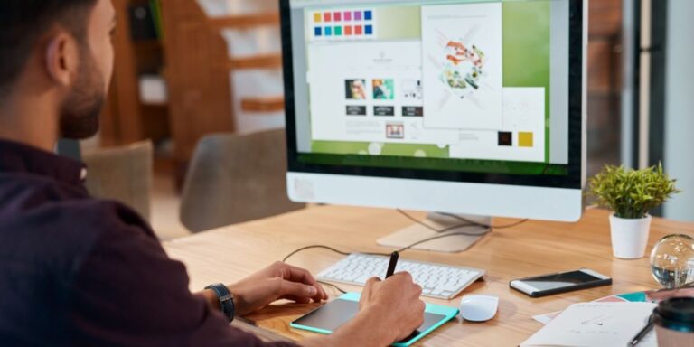 Why Startups and Small Businesses Need a Professional Logo Design Service